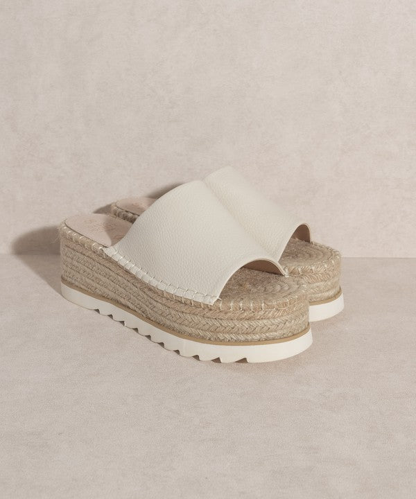 Oasis Society Ivy Espadrille Platform Slide | Bella Lucca Boutique