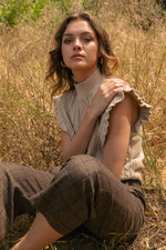 CABLE KNIT RUFFLE SWEATER VEST