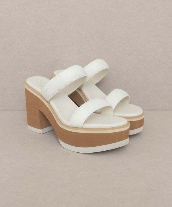 Oasis Society Daphne Chunky Heeled Sandal| Bella Lucca Boutique