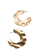 Wavy Matte Gold Hoop Earrings | Bella Lucca Boutique