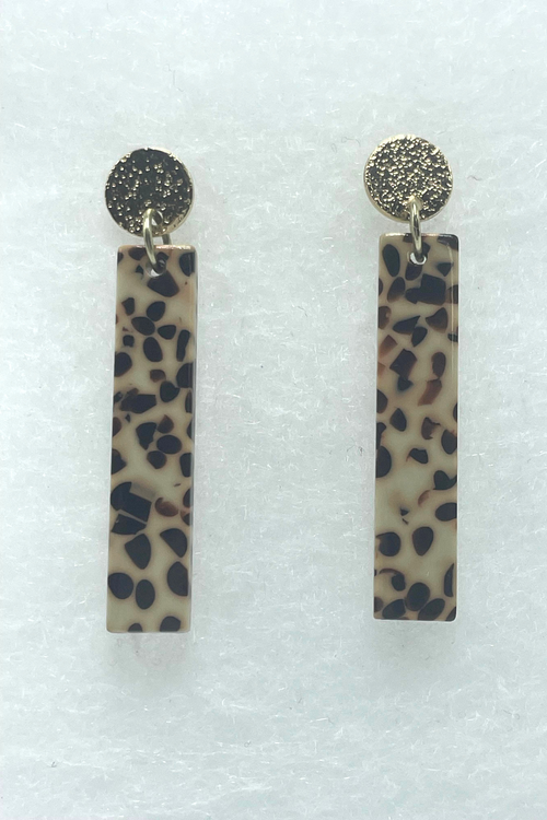 Mini Acrylic Bar Earrings Cheetah | Bella Lucca Boutique