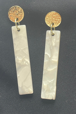 Mini Acrylic Bar Earrings Ivory | Bella Lucca Boutique