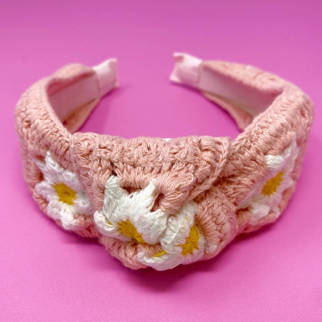 Blush Crochet Daisy Headband | Bella Lucca Boutique