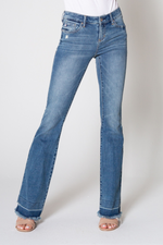 Bootcut Mid-Rise Raw Hem Medium Wash | Bella Lucca Boutique