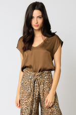 SATIN V-NECK BLOUSE | DARK OLIVE