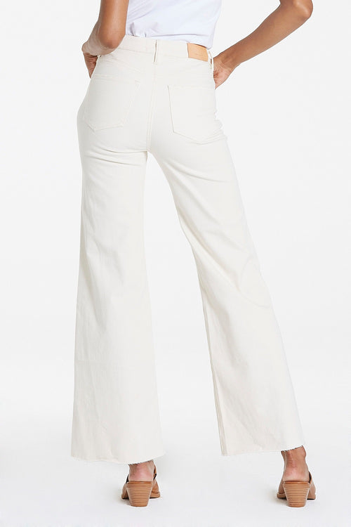 Dear John Fiona Bootcut Jeans Wheat | Bella Lucca Boutique