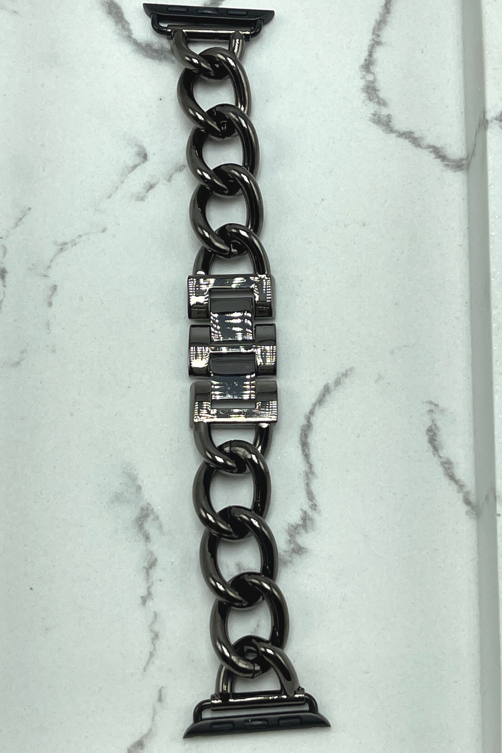 Chunky Gunmetal Chain Link Apple Watch Band | Bella Lucca Boutique All Rights Reserved