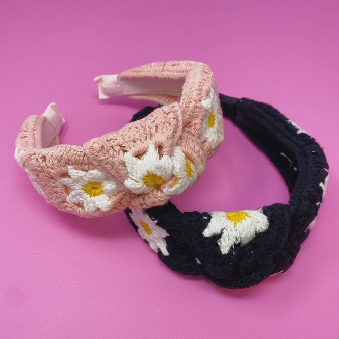 Crochet Daisy Headband | Bella Lucca Boutique